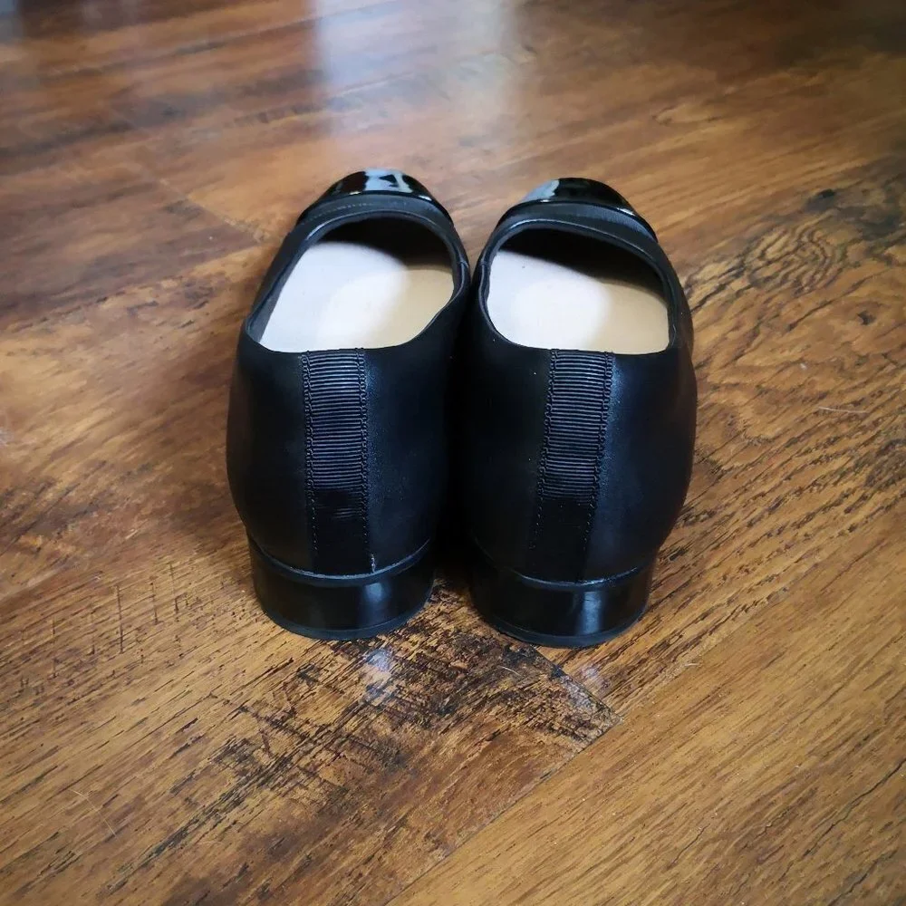 Clarks Juliet Monte Flat Size 9.5‎